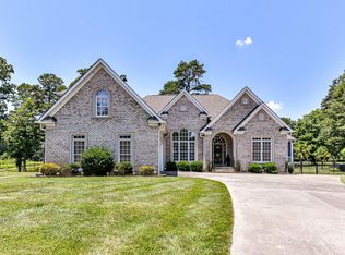 1020 Wadsworth Ln, Indian Trail, NC 28079