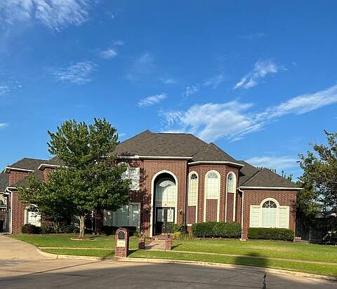 1st image of 1905 Windermere Dr