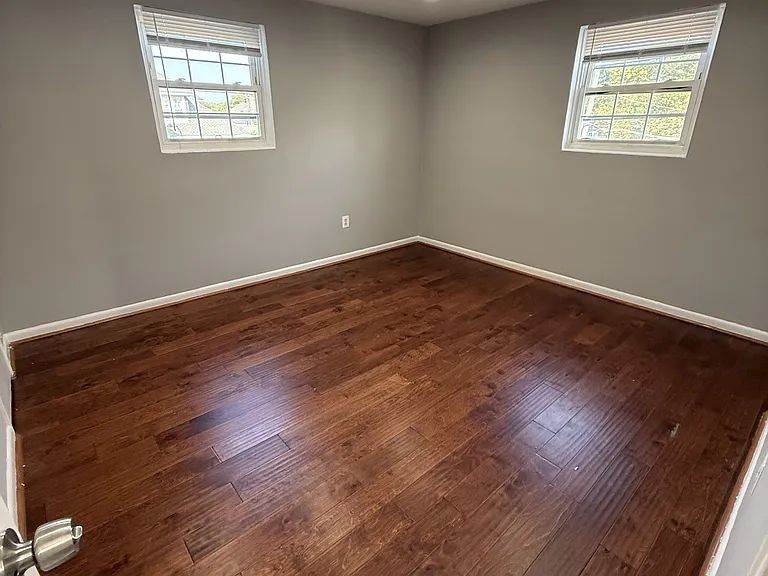 4132 Longshore Ave #3F — Photo 6