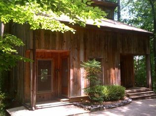 108 Plum St, Roswell, GA 30075