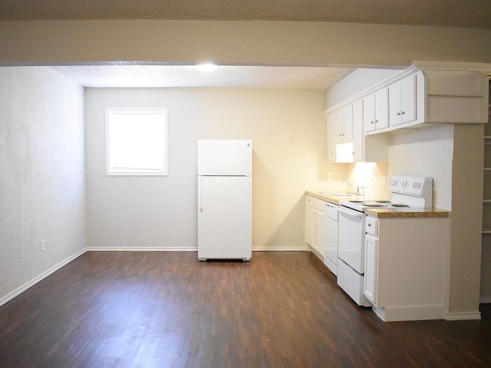 1st image of 1606 Elkhart Ave APT 4