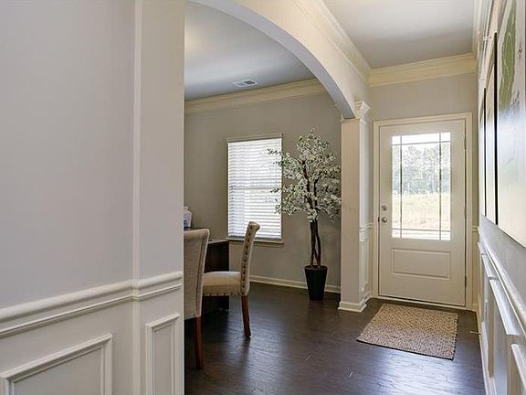 5th image of 1748 Hanover West Ct