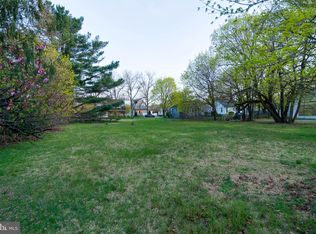 125 Berkley Ave, Mount Royal, NJ 08061