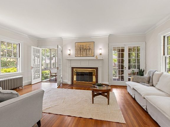 3rd image of 35 Arden Rd