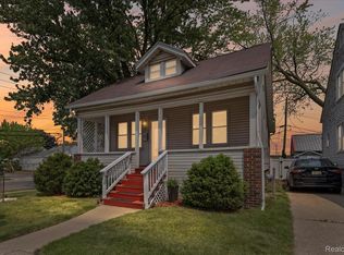 809 E Bennette St, Ferndale, MI 48220