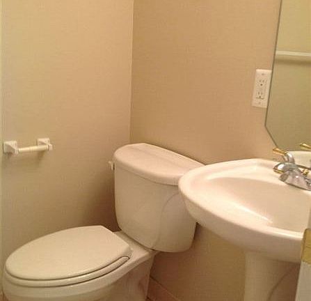 1/2 bath off kitchen