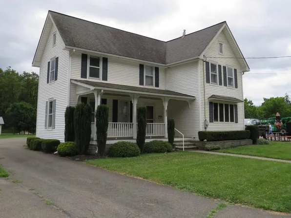 496 Elmira St, Troy, PA 16947
