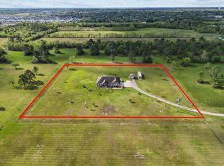 4810 14th St, Dickinson, TX 77539