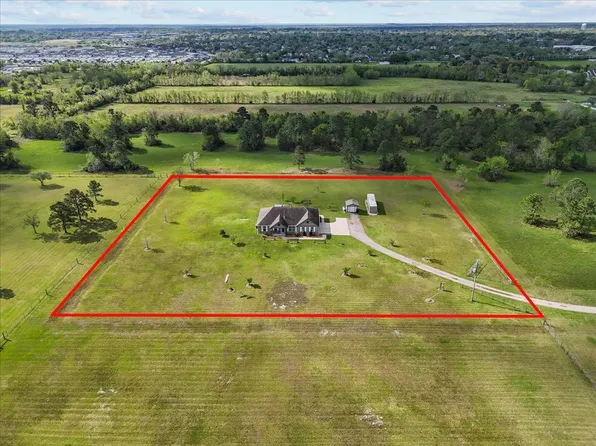 4810 14th St, Dickinson, TX 77539