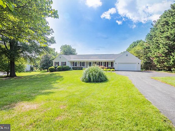 2nd image of 14514 Ascot Square Ct