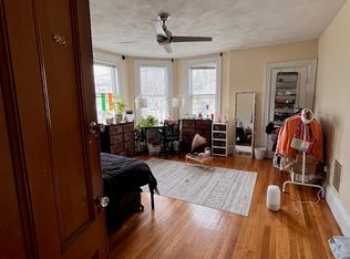 234-236 Cypress St #2, Brookline, MA 02445