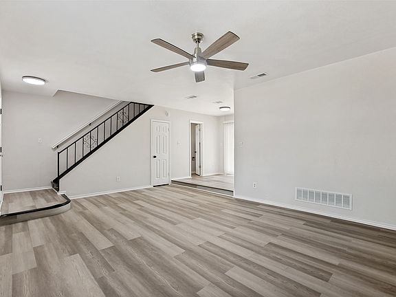 5th image of 709 N Madison Ave