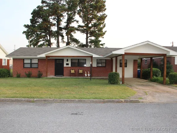 804 Dollins St, Wilburton, OK 74578