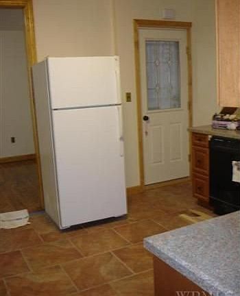 4th image of 6133 Delafield Ave #1