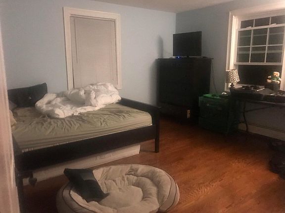 4th image of 469 Sea St #8