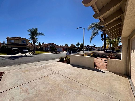 4th image of 40145 Ravenwood Dr
