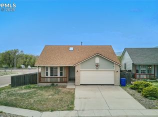 908 Red Brooke Dr, Colorado Springs, CO 80911
