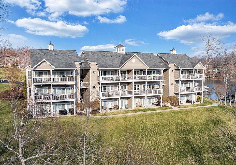 1st image of 300 S Pointe Shore Dr APT 411