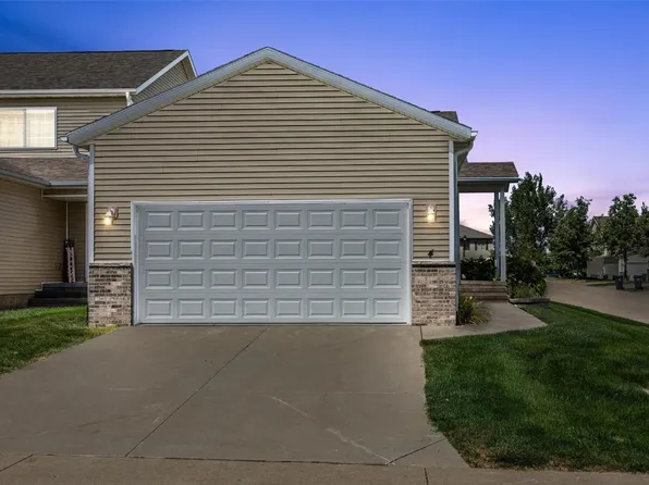 5925 Muirfield Dr SW APT 4, Cedar Rapids, IA 52404