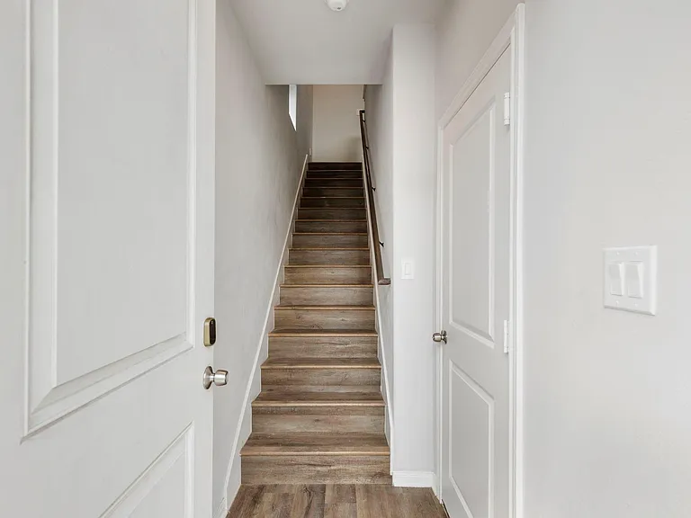 4908 Paradigm Ln — Photo 2