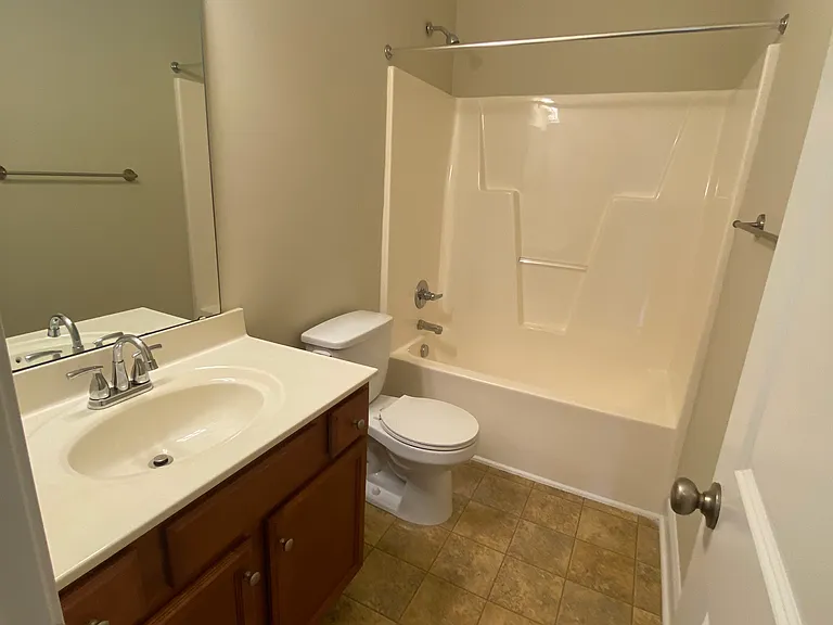 16 Revelstone Way — Photo 13