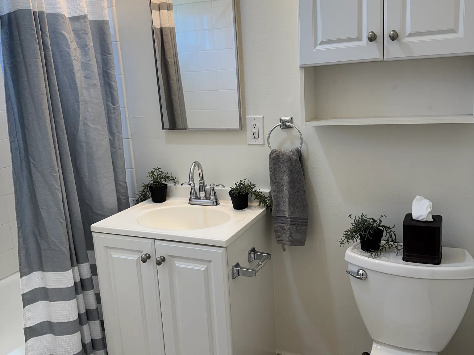 16915 Crenshaw Blvd — Photo 4