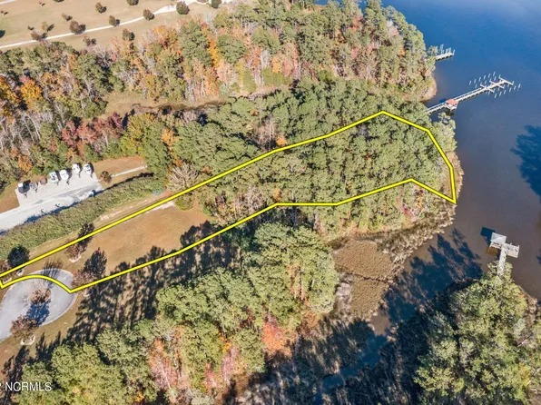 177 Carolina Way, Arapahoe, NC 28510