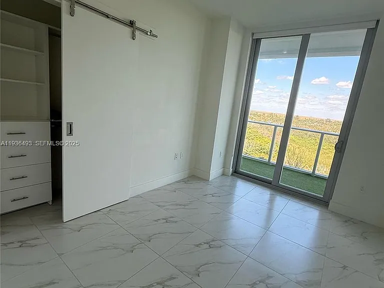 2000 Metropica Way #901 — Photo 19