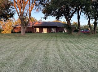 3905 Ajax Rd, Saint Joseph, MO 64503