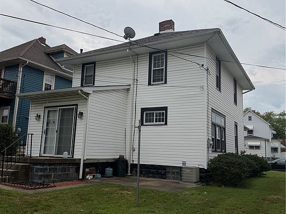 5th image of 399 Sherman Ave