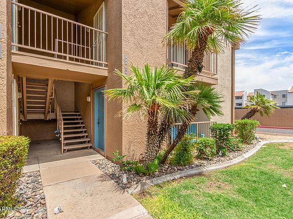 2nd image of 1111 E UNIVERSITY Drive #133