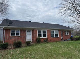 215 McCormack St #A, Auburn, KY 42206