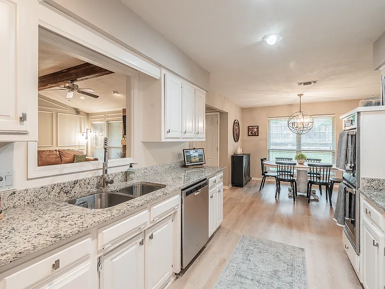3416 Ainsworth Ct — Photo 10