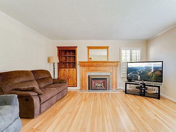 4th image of 673 S 13th St