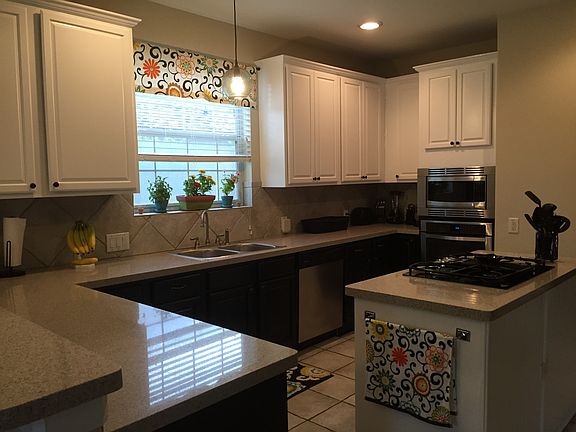4th image of 3130 River Birch Dr