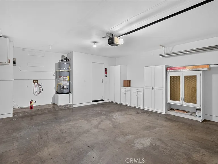 8539 Citigate Dr — Photo 35