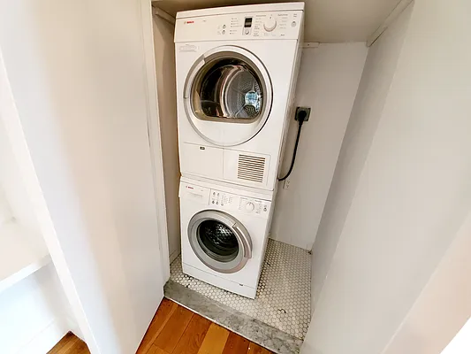 Rented by Ideal Properties Group | media 9