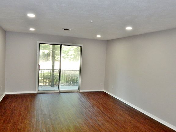 5th image of 232 Canton St APT 107