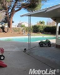 4th image of 3210 Cabrillo Dr