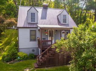 305 Huntington Ave, Morgantown, WV 26501