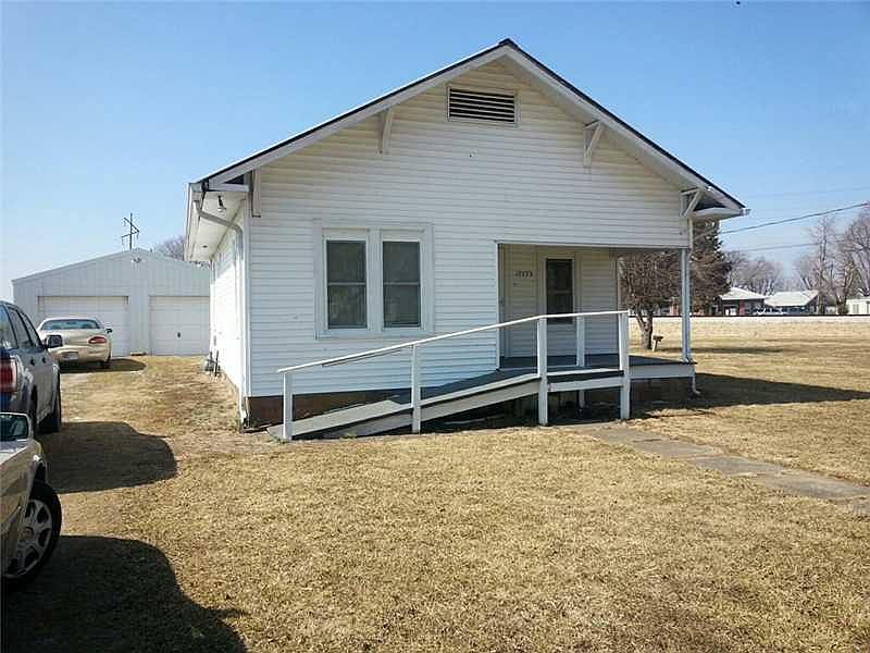 2nd image of 12735 N 1st St