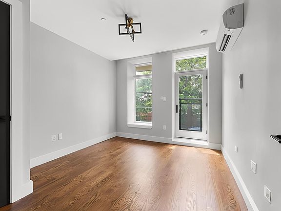 5th image of 169 Lott St #2B