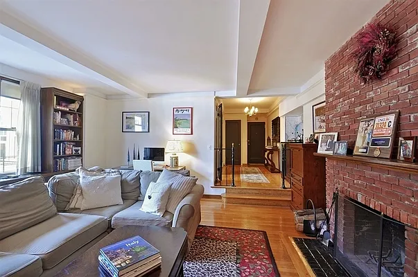 Rented by Nest Seekers International | media 1