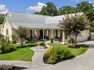 109 Village Cir, Boerne, TX 78006