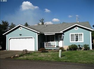 530 Boardwalk Pl, Cottage Grove, OR 97424