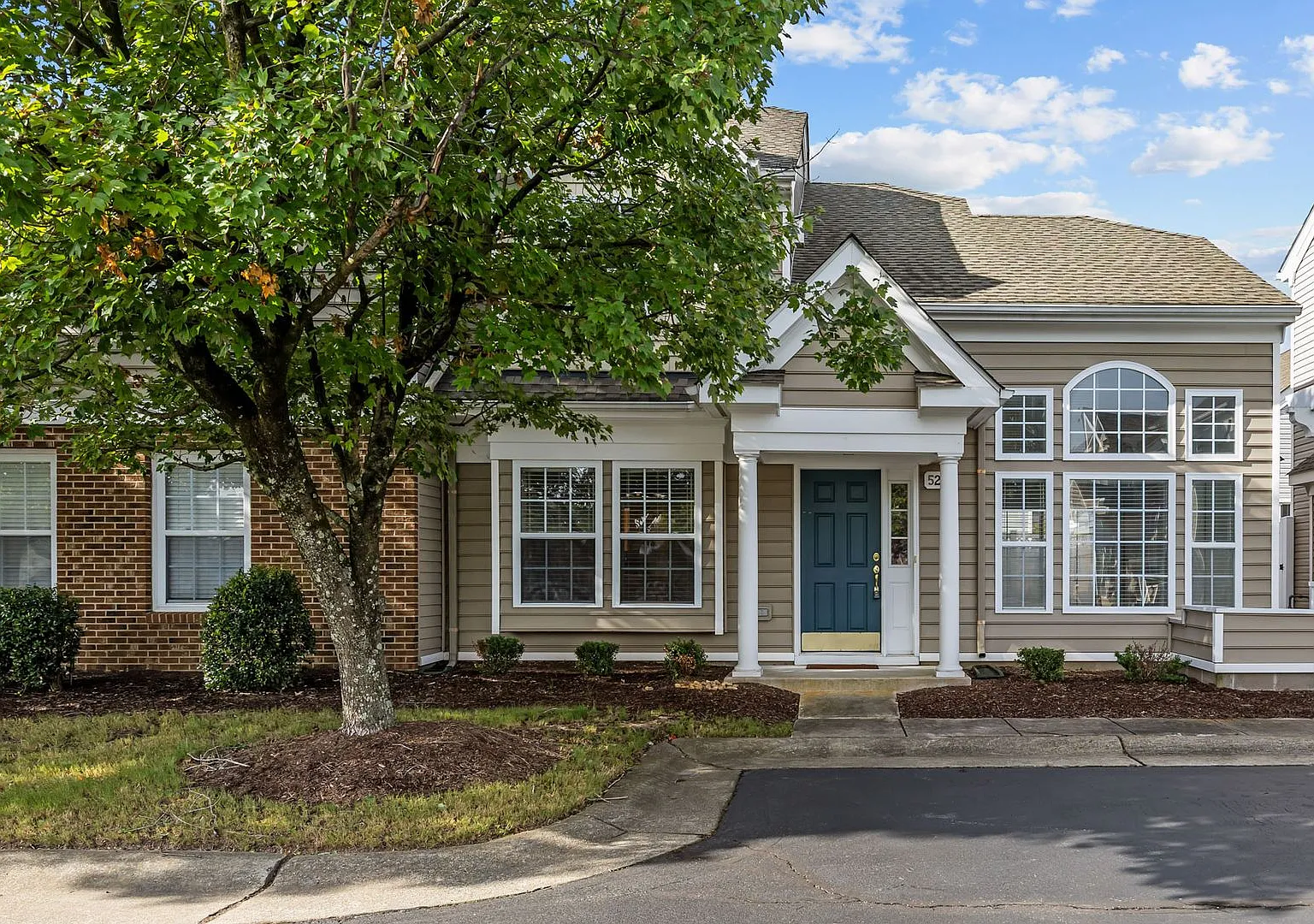 Pond View Condo with Pool Access & Prime Location! — Photo 2