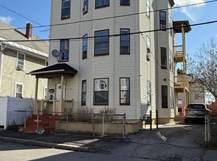 13 Walnut St, Lawrence, MA 01841