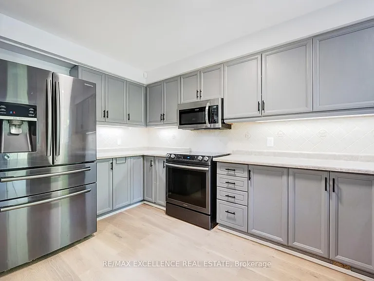 15 Nymark Pl — Photo 10