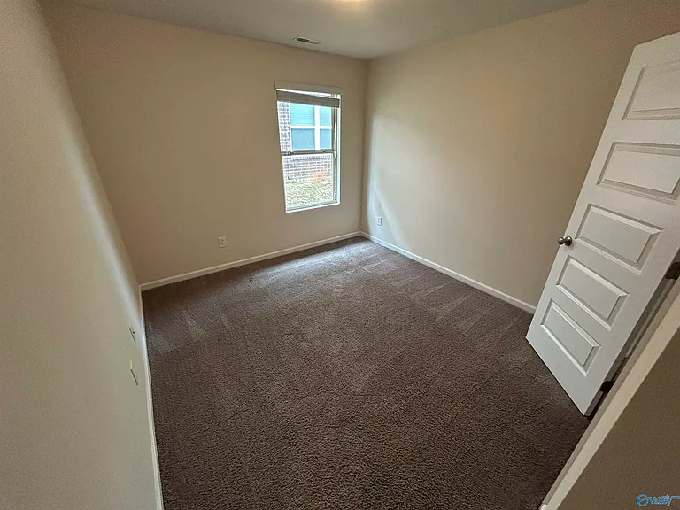 122 Daymark Dr — Photo 6