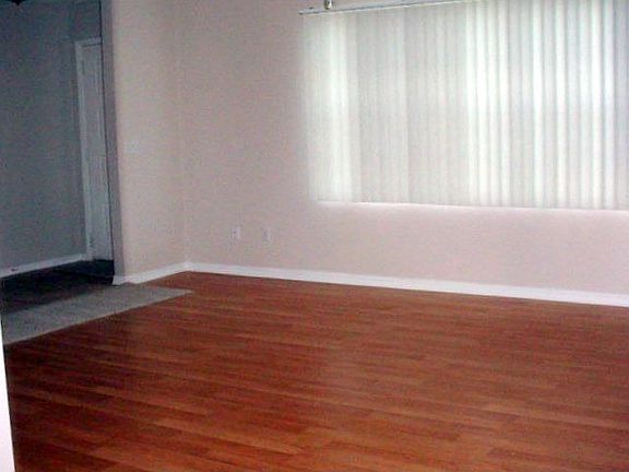3rd image of 2932 SW Vittorio St
